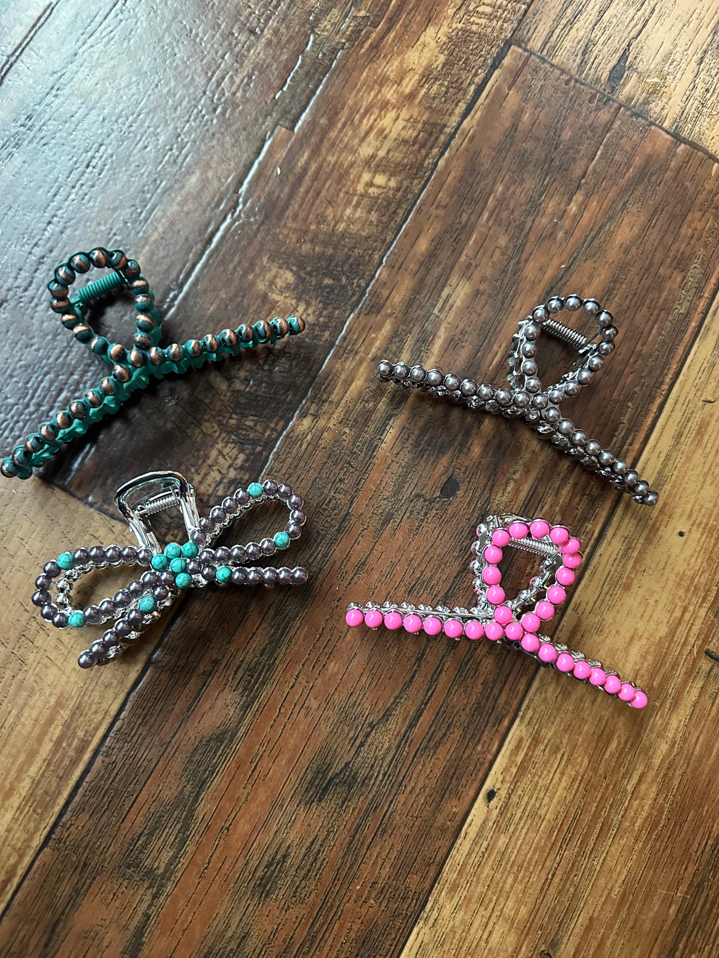 Clips 2 for $30