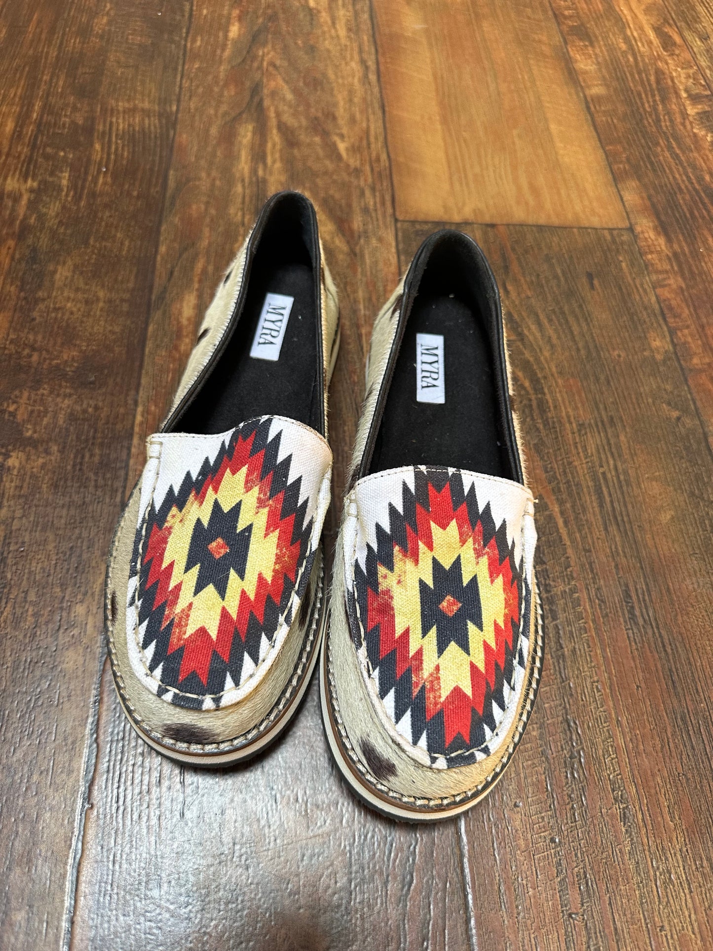 Aztec/cowhide loafers