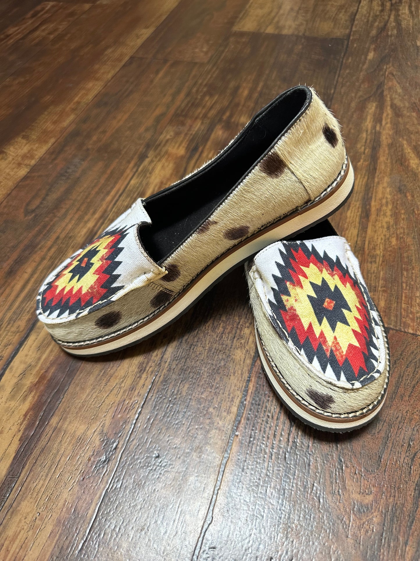 Aztec/cowhide loafers