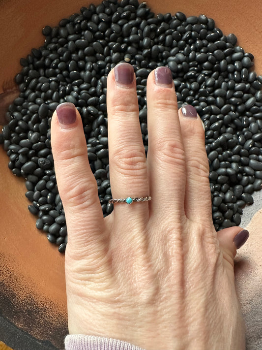 Twisty turquoise ring 7